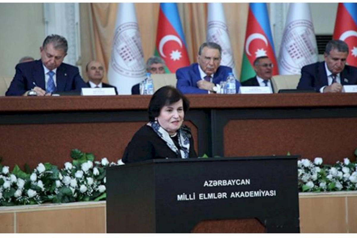 Mehdiyevi yola salmağın ən rahat yolu: Akademiyanın Nizamnaməsi...
