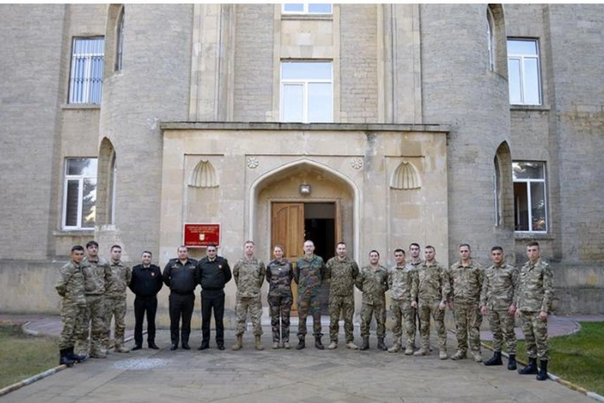 NATO zabitləri Azərbaycanda partlayıcı qurğularla bağlı təlim keçir — FOTOLAR