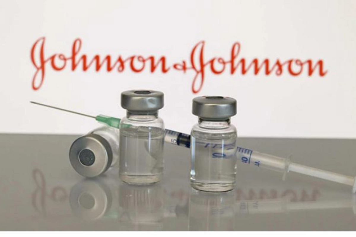 “Johnson&Johnson” vaksin istehsalını dayandırdı