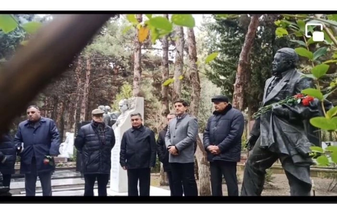Süleyman Rüstəmin doğum günü ilə bağlı tədbir keçirildi — FOTO