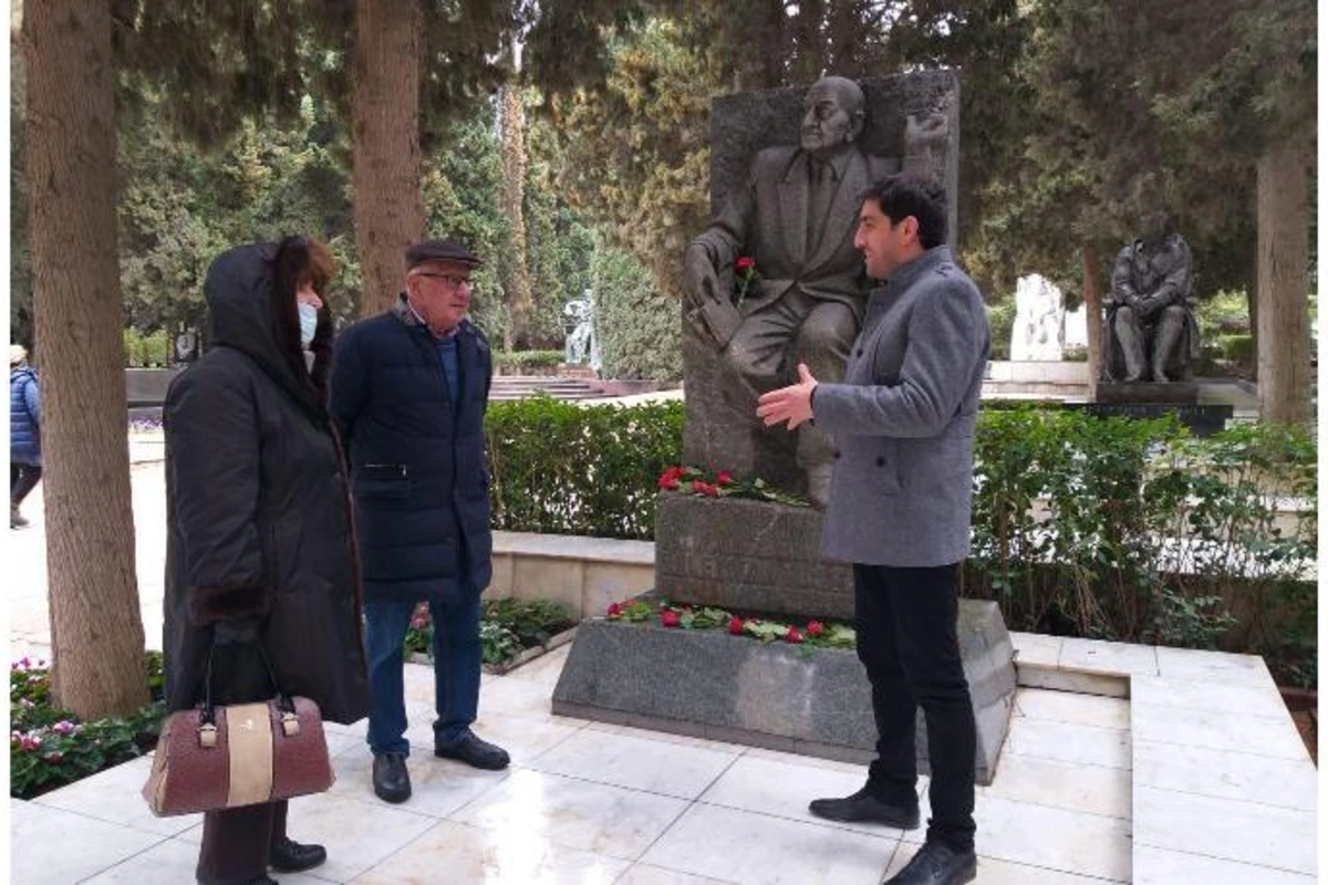 Süleyman Rüstəmin doğum günü ilə bağlı tədbir keçirildi — FOTO