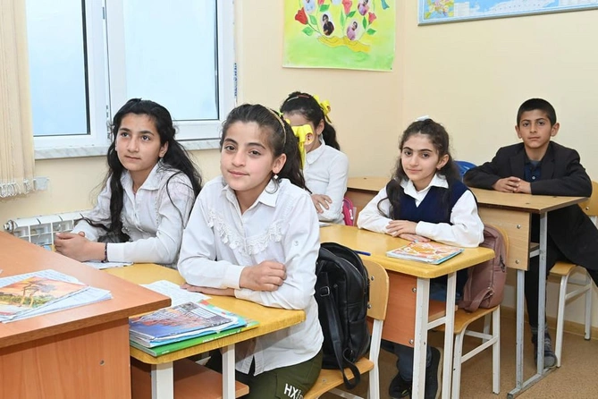 Kənd uşaqlarını xoşbəxt edən Leyla müəllimə ilə ÖZƏL MÜSAHİBƏ