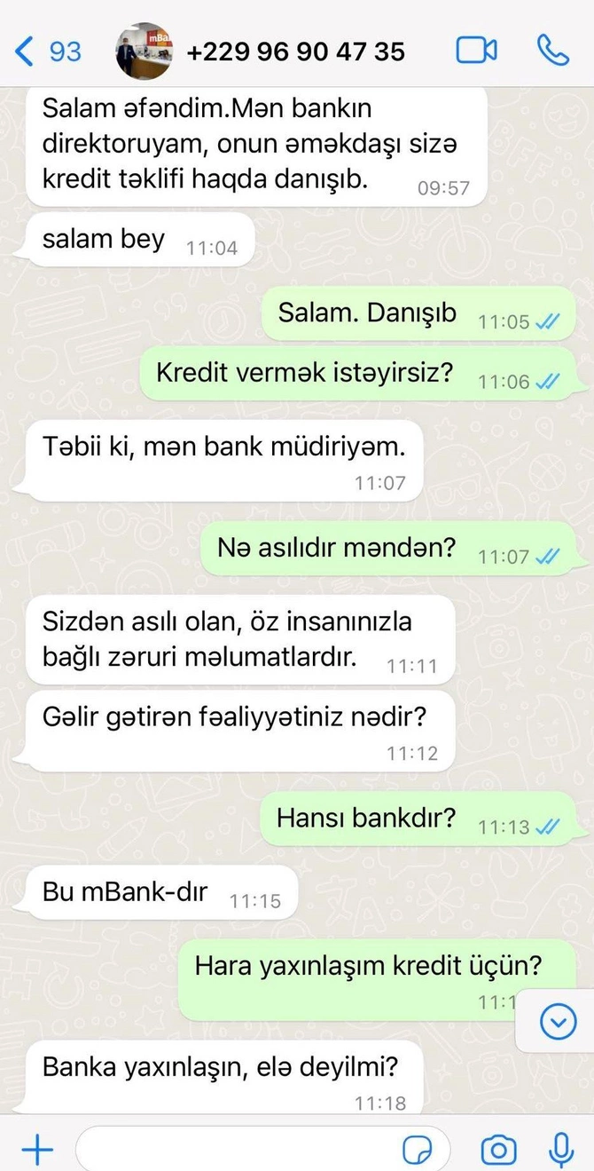 Elşad Hacıyev “bank dələduzu” ilə yazışmalarını paylaşdı — FOTOLAR