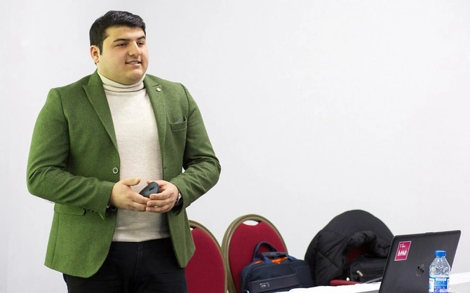 Nazir özünə yeni müşavir təyin etdi — FOTO