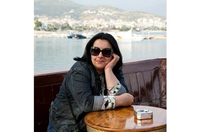 Masajist-müğənni: “Çörək qazanmaq üçün başqa sahələrə də baş vurmaq lazımdır” — MÜSAHİBƏ (FOTOLAR) Masajist-müğənni: “Çörək qazanmaq üçün başqa sahələrə də baş vurmaq lazımdır” — MÜSAHİBƏ (FOTOLAR)