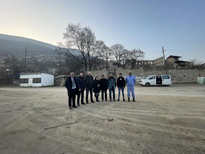 Xocavəndin Tuğ kəndinə həsr olunan “Müqəddəs irs” filmi hazırlandı — FOTOLAR Xocavəndin Tuğ kəndinə həsr olunan “Müqəddəs irs” filmi hazırlandı — FOTOLAR