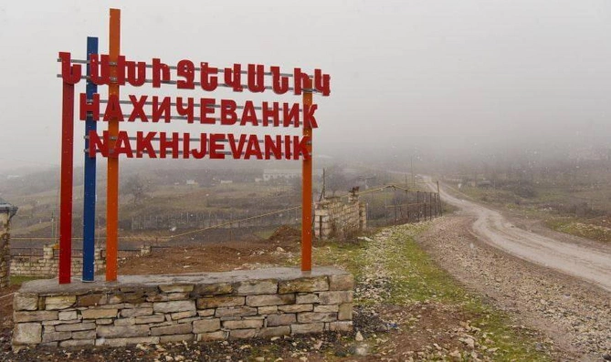 “İmkan düşən kimi gedəcəyik, yaşamağın mənası yoxdur burada” — Xocalıdakı ermənilər “İmkan düşən kimi gedəcəyik, yaşamağın mənası yoxdur burada” — Xocalıdakı ermənilər