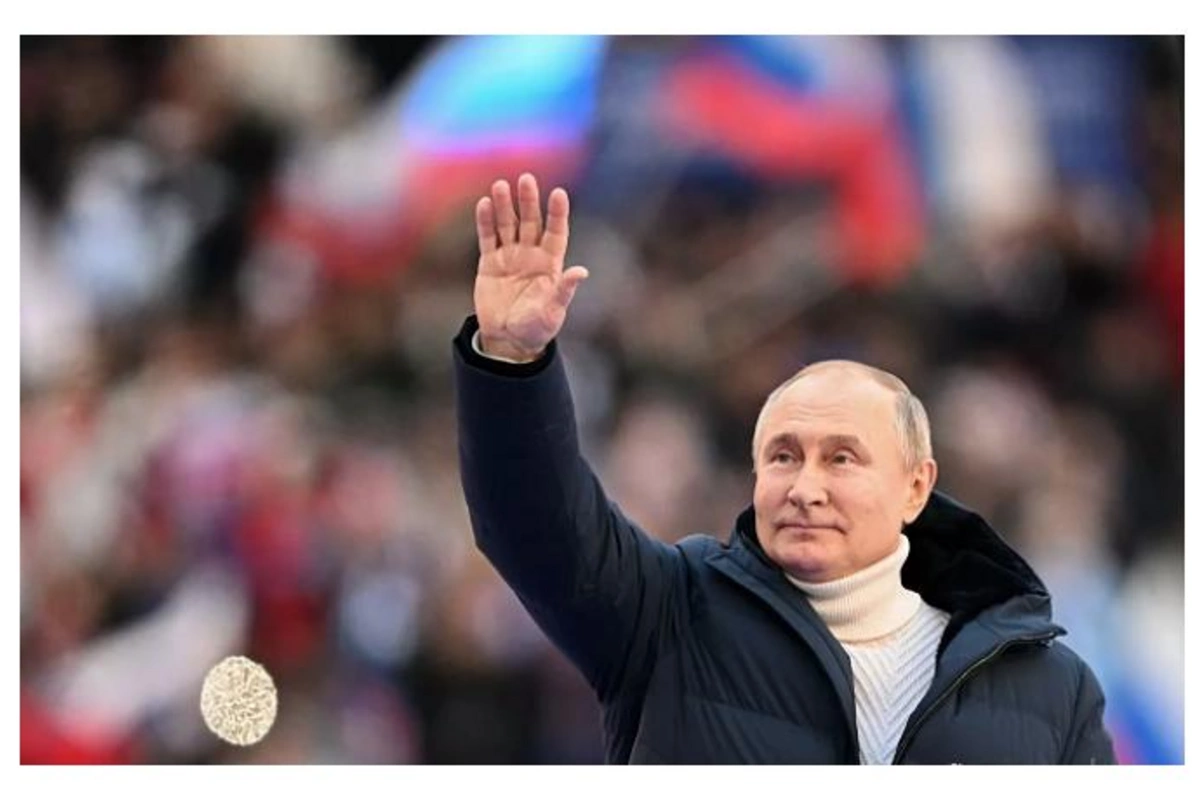 Moskvada Putinin çıxışı kəsildi — VİDEO