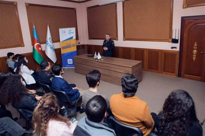 Elşad Hacıyev “Davam”ın qonağı oldu — FOTOLAR