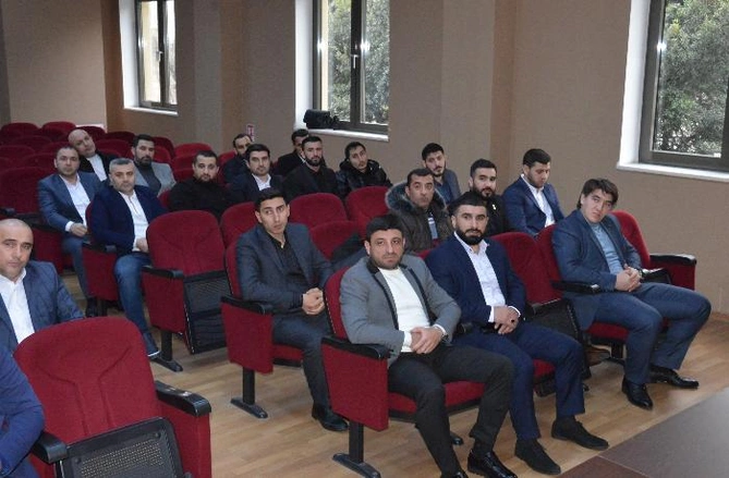 Azərbaycan Taekvondo Federasiyası beynəlxalq üzvlükdən keçən klubları dəyərləndirdi — FOTOLAR Azərbaycan Taekvondo Federasiyası beynəlxalq üzvlükdən keçən klubları dəyərləndirdi — FOTOLAR