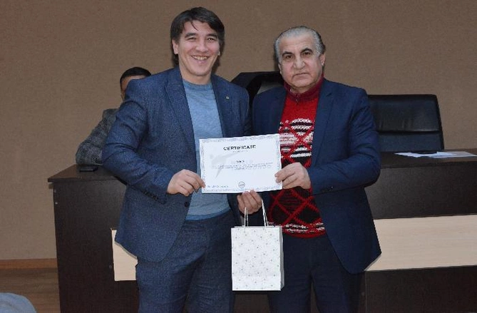 Azərbaycan Taekvondo Federasiyası beynəlxalq üzvlükdən keçən klubları dəyərləndirdi — FOTOLAR Azərbaycan Taekvondo Federasiyası beynəlxalq üzvlükdən keçən klubları dəyərləndirdi — FOTOLAR