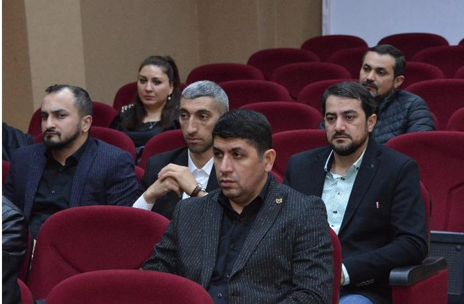 Azərbaycan Taekvondo Federasiyası beynəlxalq üzvlükdən keçən klubları dəyərləndirdi — FOTOLAR Azərbaycan Taekvondo Federasiyası beynəlxalq üzvlükdən keçən klubları dəyərləndirdi — FOTOLAR