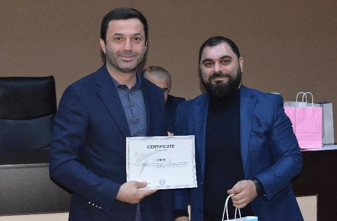 Azərbaycan Taekvondo Federasiyası beynəlxalq üzvlükdən keçən klubları dəyərləndirdi — FOTOLAR Azərbaycan Taekvondo Federasiyası beynəlxalq üzvlükdən keçən klubları dəyərləndirdi — FOTOLAR