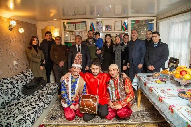 Salyanda şəhid ailələrinin övladları üçün bayram tədbiri keçirildi — FOTOLAR Salyanda şəhid ailələrinin övladları üçün bayram tədbiri keçirildi — FOTOLAR