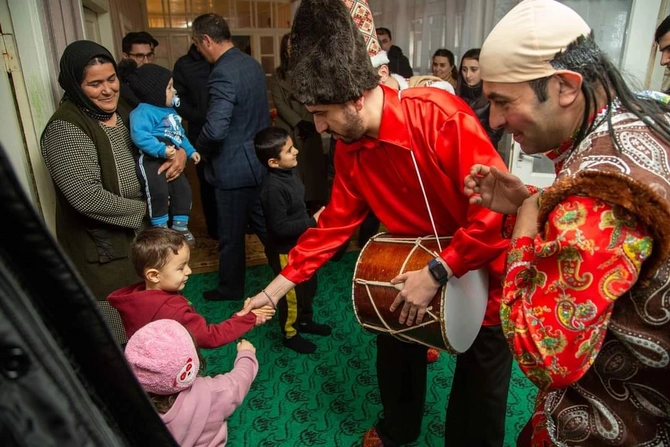 Salyanda şəhid ailələrinin övladları üçün bayram tədbiri keçirildi — FOTOLAR Salyanda şəhid ailələrinin övladları üçün bayram tədbiri keçirildi — FOTOLAR