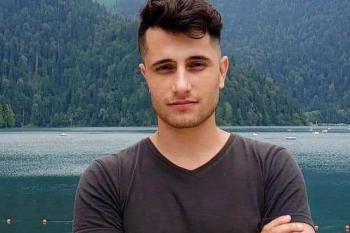 Dünya Rusiyadakı bu azərbaycanlı müəllimdən danışır