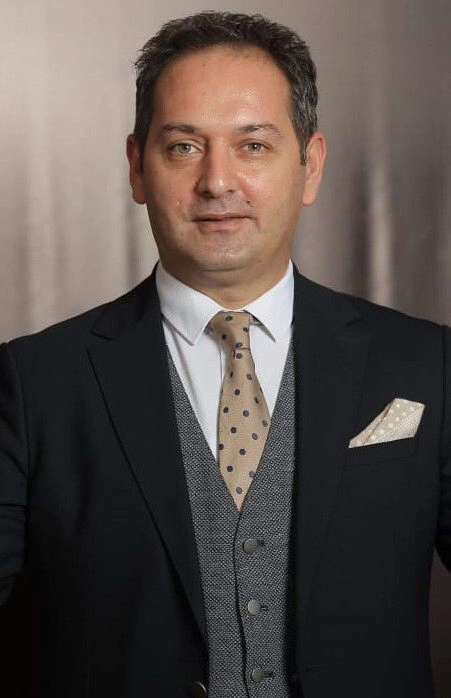 Elnur Kərimov: “İstedadsızlar özünə yol tapır...” — ÖZƏL