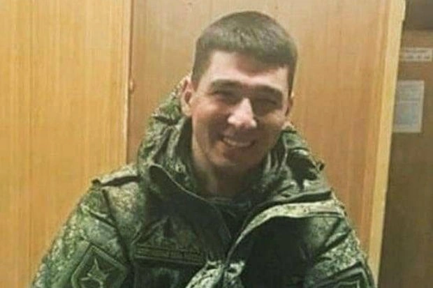 Ukraynada gedən döyüşlərdə azərbaycanlı gənc həlak oldu — FOTO Ukraynada gedən döyüşlərdə azərbaycanlı gənc həlak oldu — FOTO