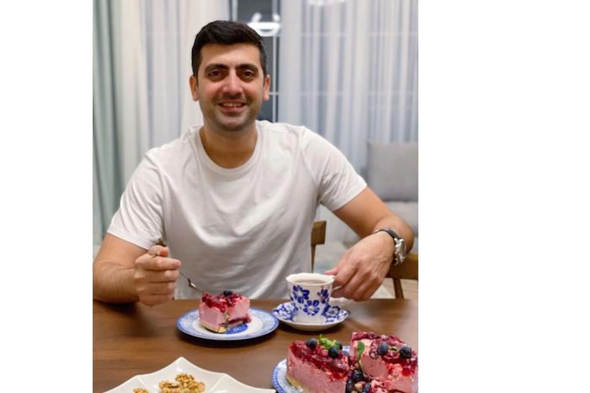 “Camaata yumor lazımdır”— MÜSAHİBƏ