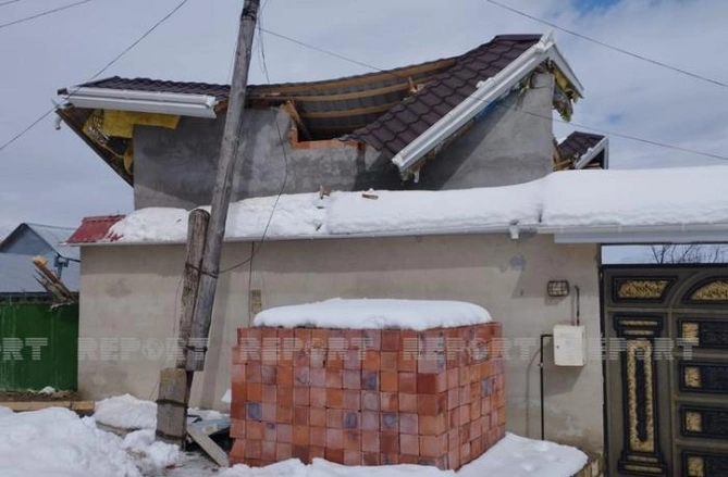 Şamaxıya yağan güclü qar fəsadlara səbəb oldu — FOTOLAR