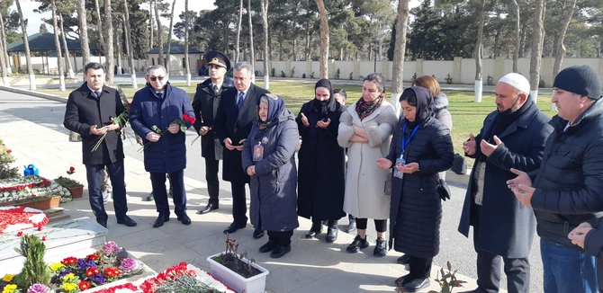 Abşeronda şəhid ailələri Novruz bayramı günlərində ziyarət edildi — FOTOLAR