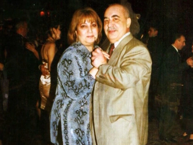 “Atam heç vaxt ona verilən gülləri evə gətirmirdi”— ÖZƏL “Atam heç vaxt ona verilən gülləri evə gətirmirdi”— ÖZƏL