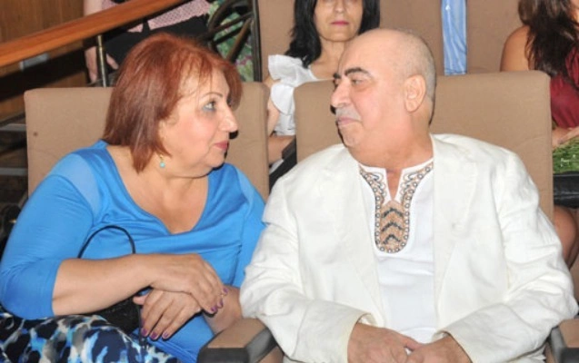 “Atam heç vaxt ona verilən gülləri evə gətirmirdi”— ÖZƏL “Atam heç vaxt ona verilən gülləri evə gətirmirdi”— ÖZƏL