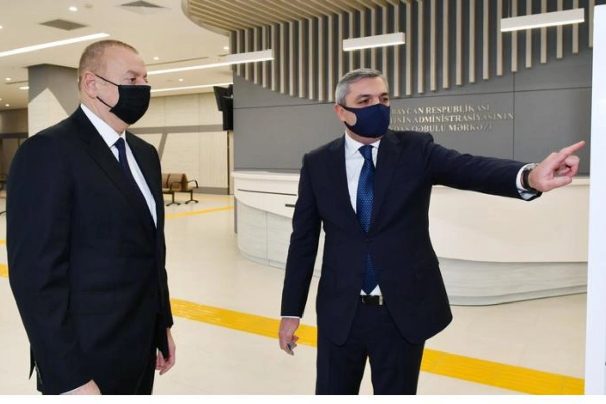İlham Əliyev Prezident Administrasiyasının Vətəndaş Qəbulu Mərkəzinin açılışında — FOTOLAR