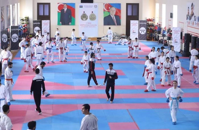 Karate millimiz Avropa çempionatına tam hazırdır — FOTOLAR
