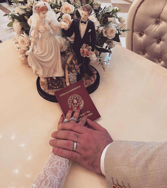 Mina Hüseyn evləndi — FOTOLAR Mina Hüseyn evləndi — FOTOLAR