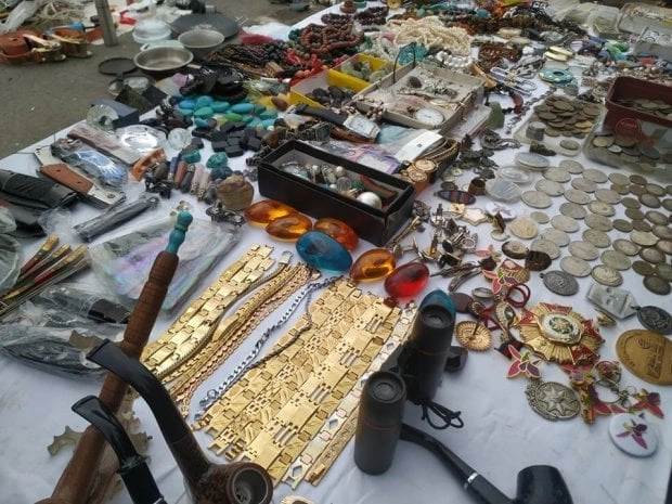 “BİT BAZARI” — hər şey 50 qəpik, bir manat...(FOTOLAR)