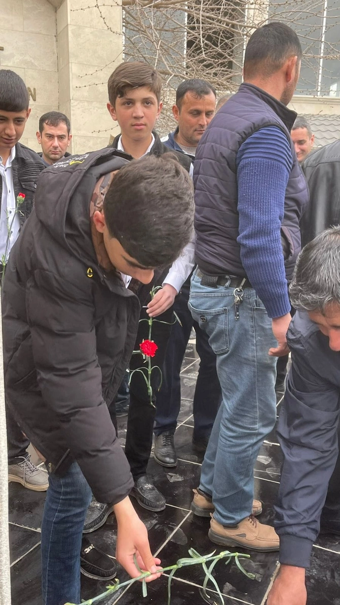 Salyanda “31 Mart – Azərbaycanlıların Soyqırımı Günü” ilə əlaqədar tədbir keçirildi — FOTOLAR