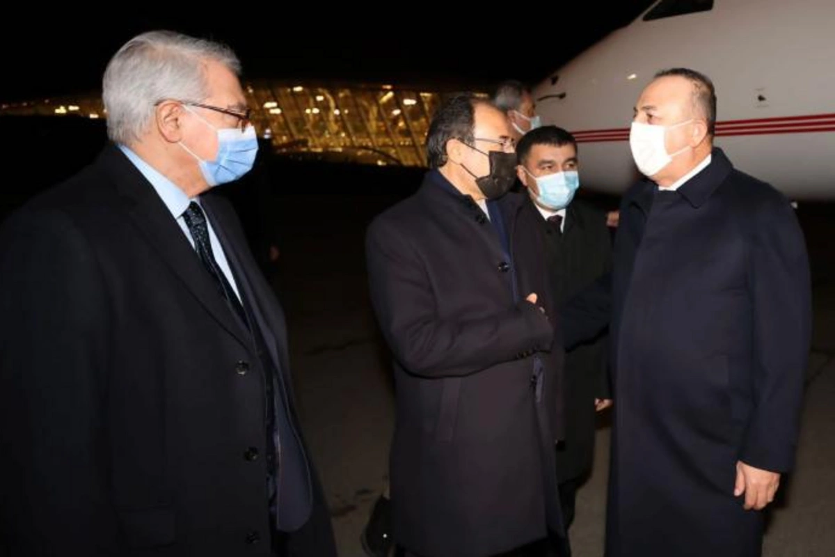 Çavuşoğlu Azərbaycana gəldi — FOTO