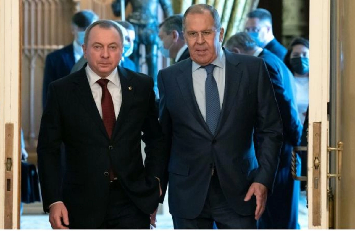Lavrov belaruslu həmkarı ilə nədən danışdı?