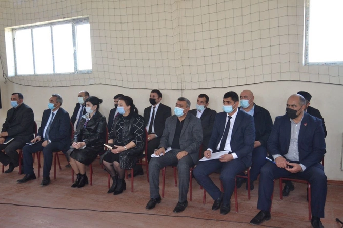 Füzuli RİH başçısı Qazaxlar kəndində vətəndaşlarla görüşdü — FOTOLAR
