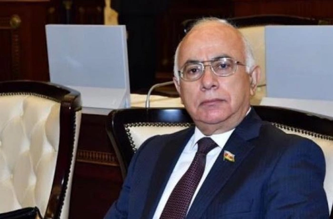 Həmişəyaşar lider — 101-ci il