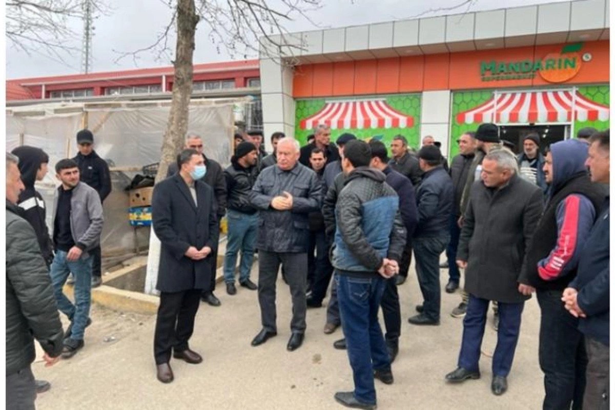 Alı Alıyev bayram günlərində vətəndaşlarla görüşdü, problemlərini dinlədi — FOTOLAR
