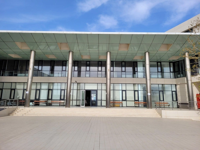 Bakıdakı seçki məntəqəsi Fransa vətəndaşları üçün açıldı — FOTOLAR