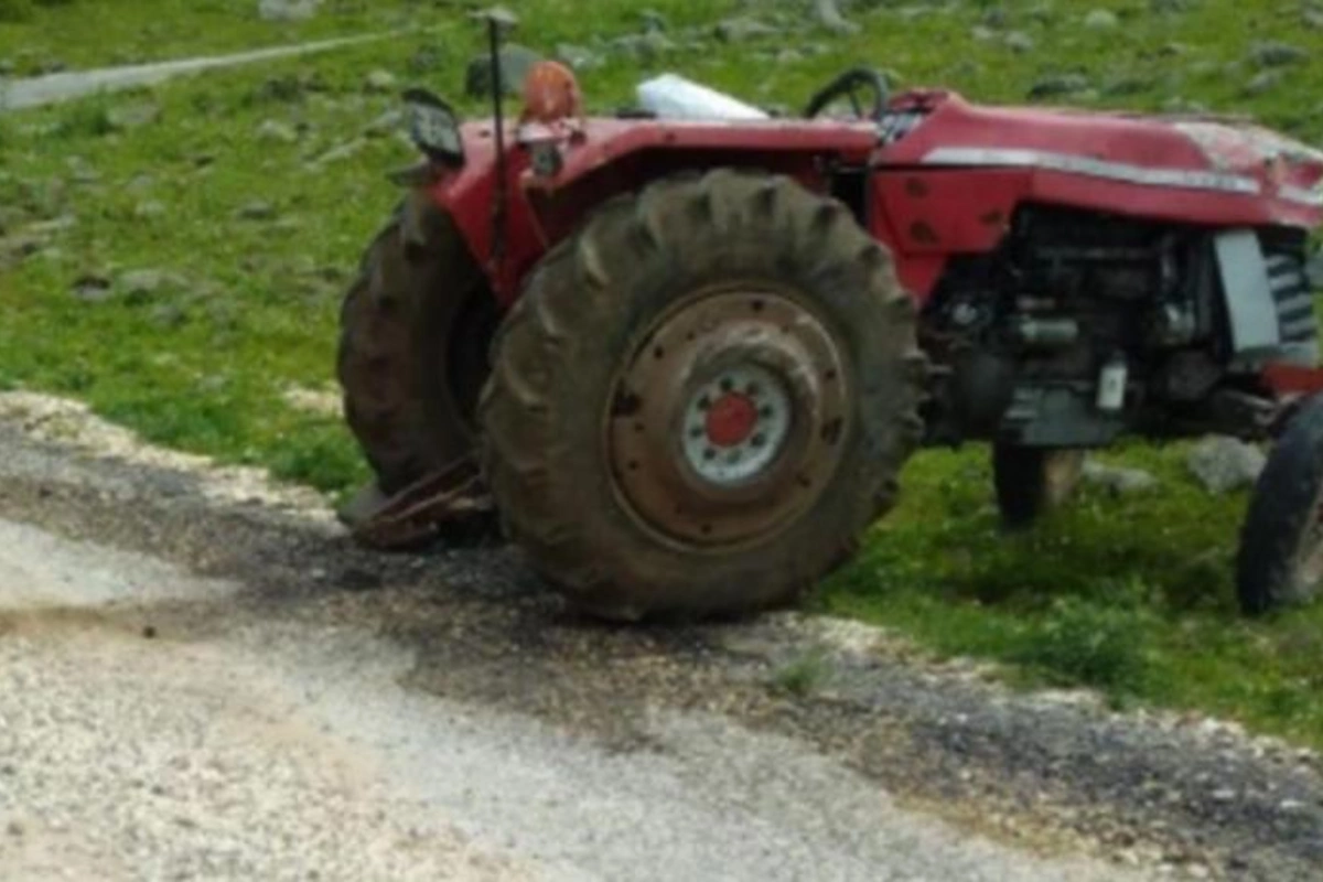 85 yaşlı kişi gəlinin üzərindən traktorla keçdi