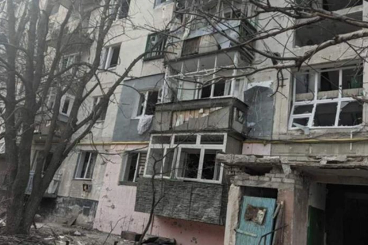 Luqansk atəşə tutuldu, ölən və yaralananlar var