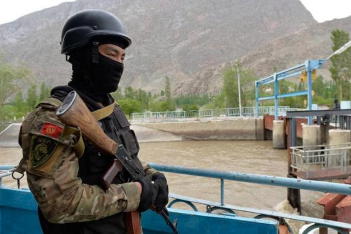 Qırğızıstan-Tacikistan sərhədində atışma oldu