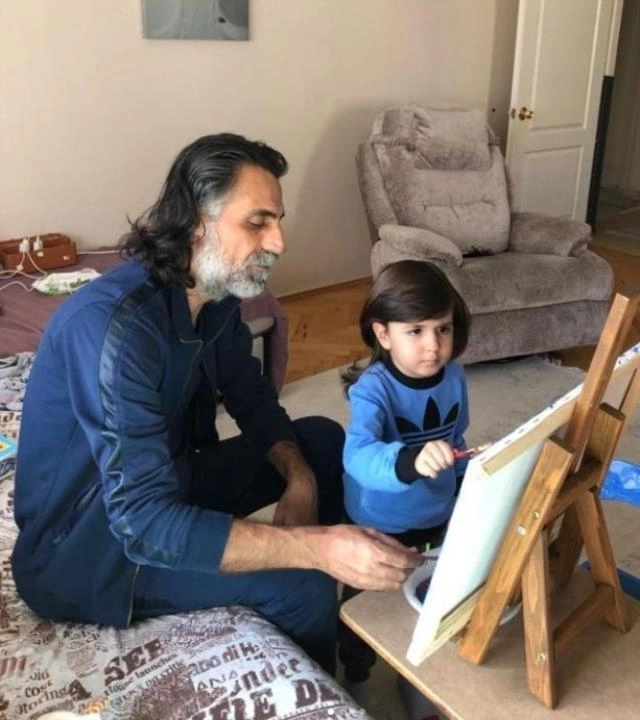 “Abdülhey”in oğlu görənləri təəccübləndirdi — FOTO