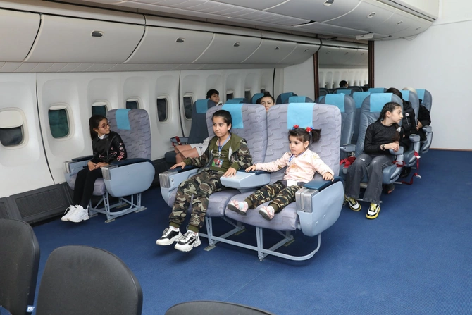 Abşeronlu şəhid övladları Azərbaycan Mülki Aviasiya Muzeyində — FOTOLAR