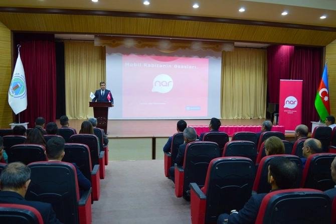 Naxçıvan Dövlət Universitetində “Mobil rabitə təlimi” keçirildi — FOTOLAR
