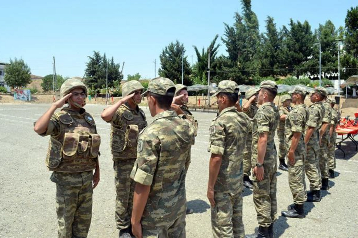 Hərbi qulluqçulara əmək pensiyasının təyin edilmə qaydası dəyişir