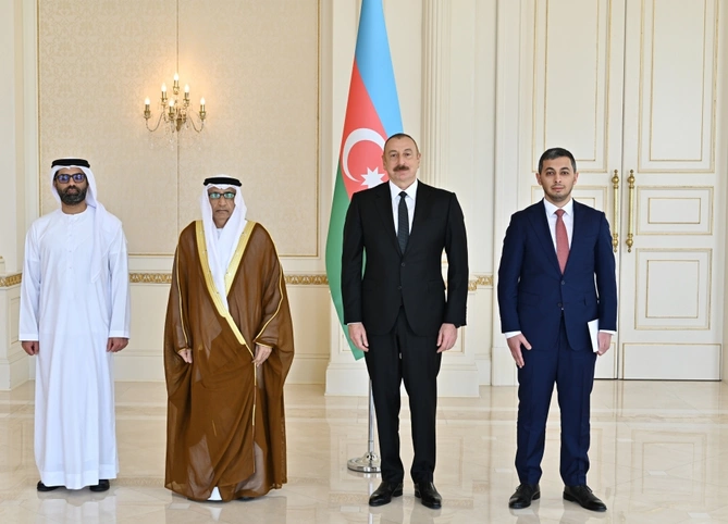 İlham Əliyev üç ölkənin yeni səfirinin etimadnaməsini qəbul etdi — YENİLƏNİB İlham Əliyev üç ölkənin yeni səfirinin etimadnaməsini qəbul etdi — YENİLƏNİB