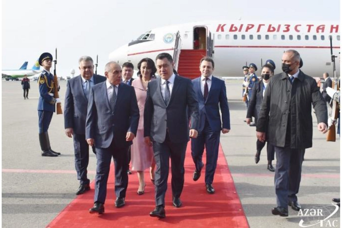 Qırğız Respublikasının Prezidenti Azərbaycana gəldi