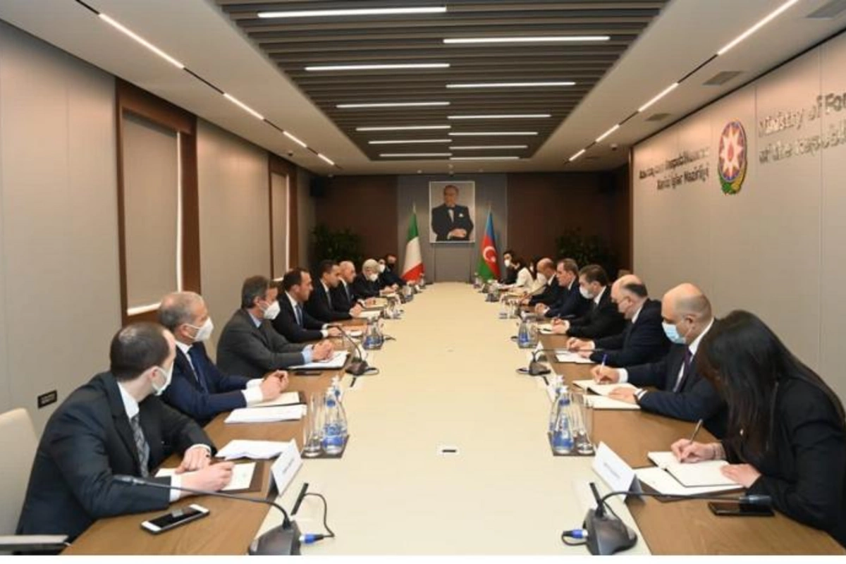 Azərbaycan və İtaliya arasında Strateji Dialoqun birinci iclası keçirildi — YENİLƏNİB
