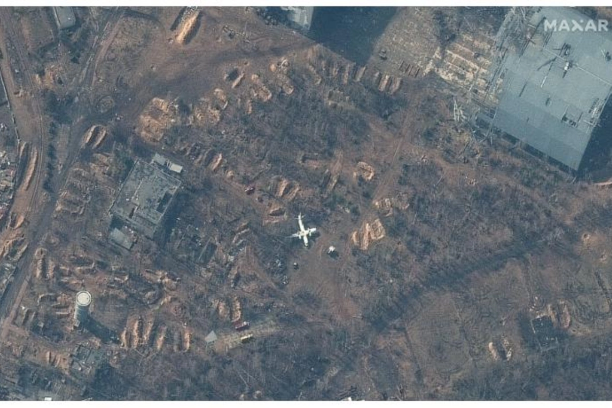 Rusiya Qostomel aeroportundan geri çəkildi — FOTO