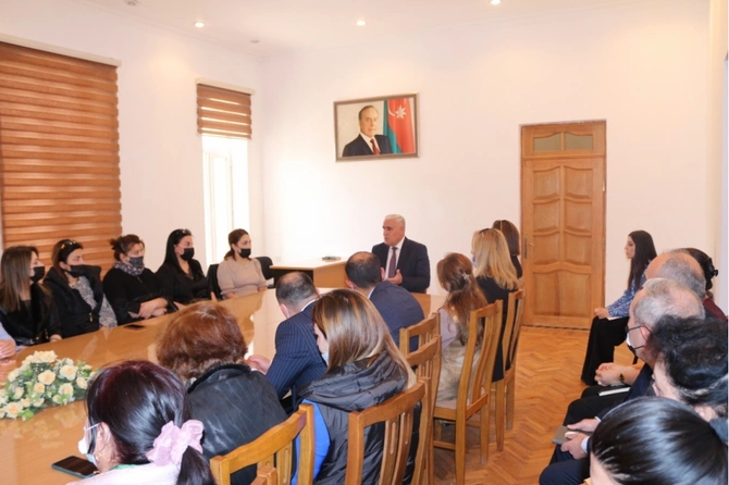 YAP Xətai rayon təşkilatında fəallarla növbəti görüş keçirildi — FOTOLAR YAP Xətai rayon təşkilatında fəallarla növbəti görüş keçirildi — FOTOLAR